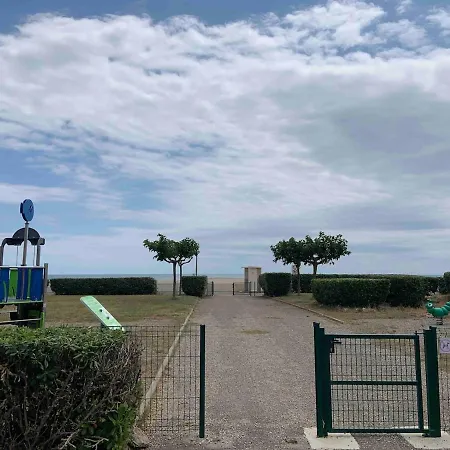 Belle En Front De Feriehus