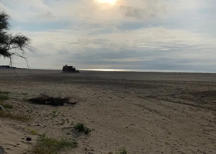 Belle En Front De بيت للعطل